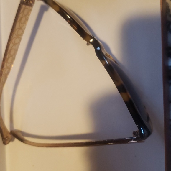 Brown Coach Tortoise Frames & Coach Wristlet & Cleaning Cloth - Picture 2 of 10